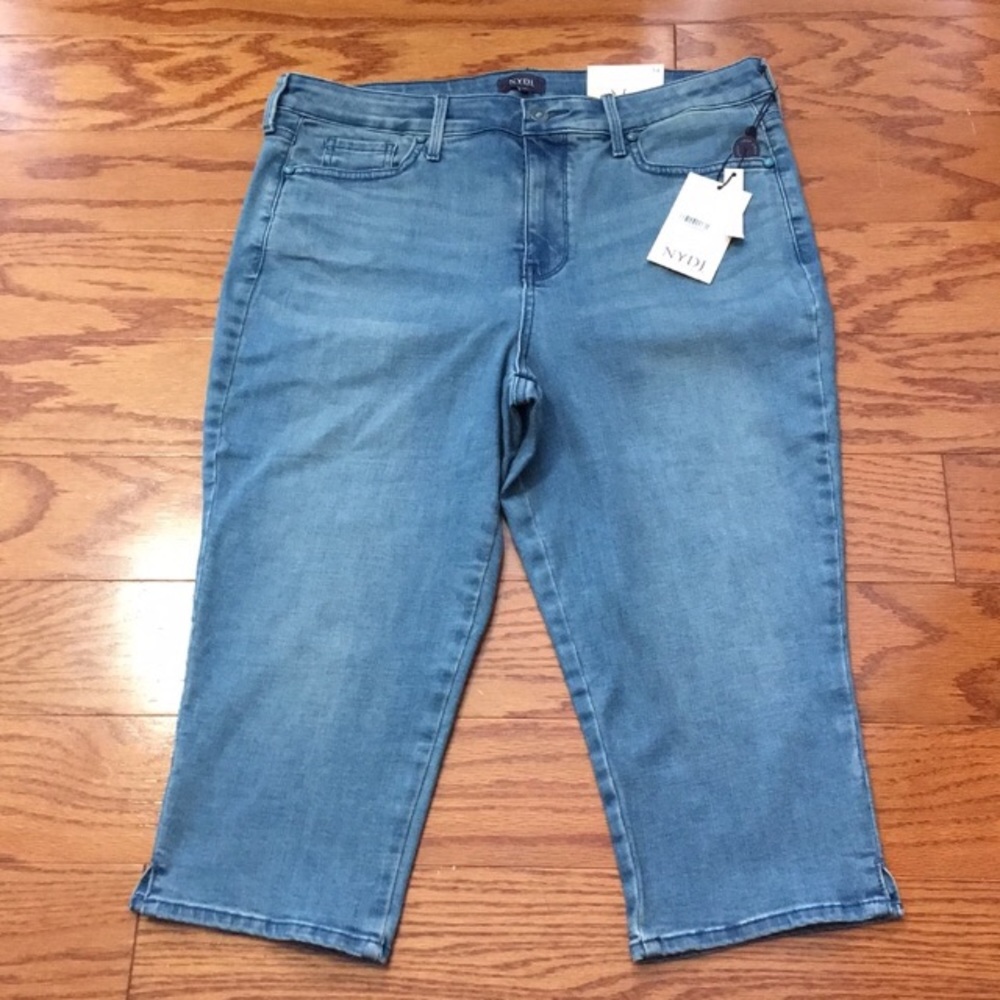 NYDJ Skinny Capri Jeans New With Tags